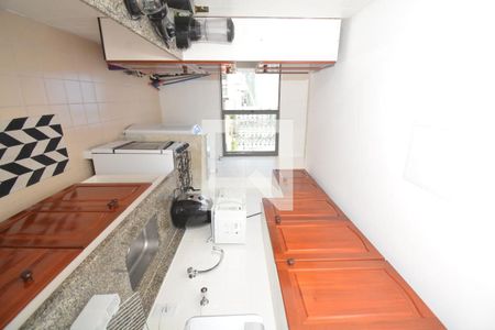 Apartamento para alugar com 120m², 2 quartos e 1 vagaCozinha e Área de Serviço