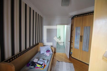 Casa de condomínio à venda com 232m², 4 quartos e 4 vagas Casa de condomínio à venda com 232m², 4 quartos e 4 vagasQuarto 2 - Suíte