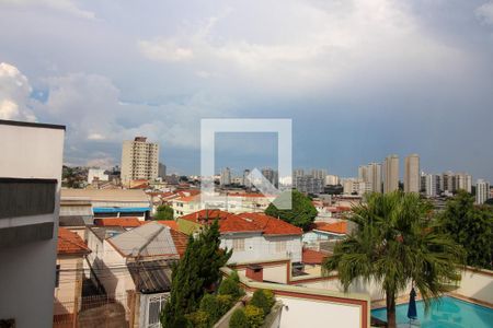 Casa de condomínio à venda com 232m², 4 quartos e 4 vagas Casa de condomínio à venda com 232m², 4 quartos e 4 vagasVista da Suíte