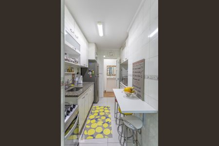 Apartamento à venda com 98m², 3 quartos e 2 vagasCozinha