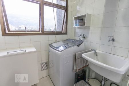 Apartamento à venda com 98m², 3 quartos e 2 vagasÁrea de Serviço