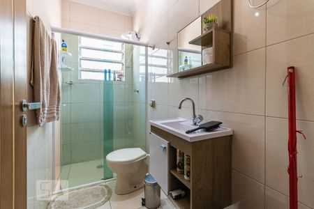 Casa à venda com 150m², 3 quartos e 2 vagasBanheiro 