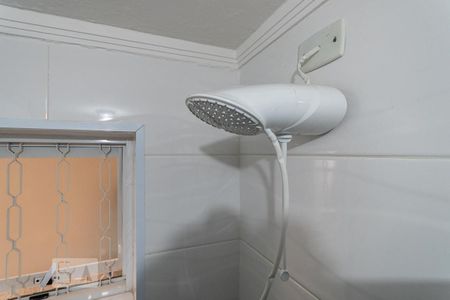 Casa à venda com 150m², 3 quartos e 2 vagasBanheiro 