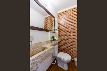Lavabo de casa de condomínio para alugar com 3 quartos, 227m² em Parque Monjolo, Cotia