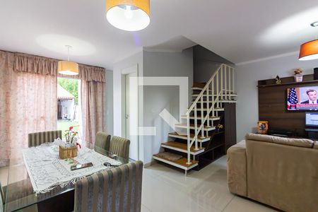 Sala de casa de condomínio para alugar com 3 quartos, 227m² em Parque Monjolo, Cotia