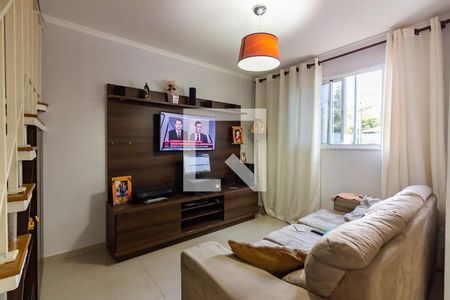 Sala de casa de condomínio para alugar com 3 quartos, 227m² em Parque Monjolo, Cotia