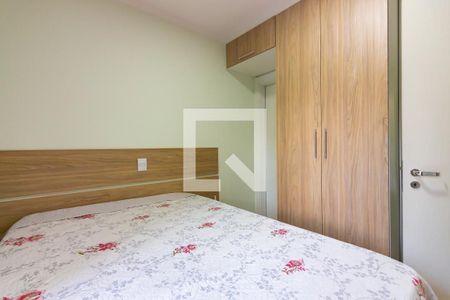 Suíte  de casa de condomínio para alugar com 3 quartos, 227m² em Parque Monjolo, Cotia
