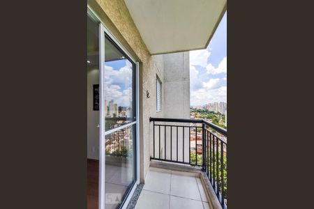 Apartamento à venda com 54m², 2 quartos e 2 vagasVaranda