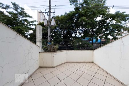 Casa à venda com 230m², 3 quartos e 1 vaga Casa à venda com 230m², 3 quartos e 1 vagaVaranda Suite