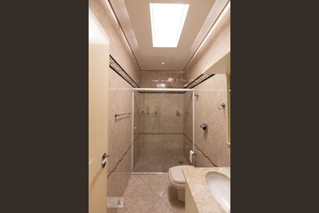 Casa à venda com 230m², 3 quartos e 1 vaga Casa à venda com 230m², 3 quartos e 1 vagaBanheiro Social