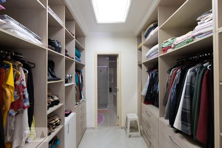 Casa à venda com 230m², 3 quartos e 1 vaga Casa à venda com 230m², 3 quartos e 1 vagaCloset