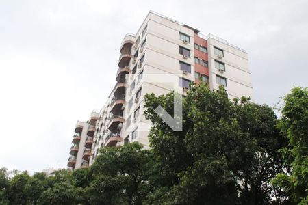 Apartamento à venda com 95m², 3 quartos e 1 vagaFachada do bloco