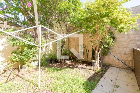 Casa à venda com 252m², 4 quartos e 2 vagasPátio