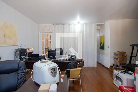 Casa à venda com 252m², 4 quartos e 2 vagasSala 2