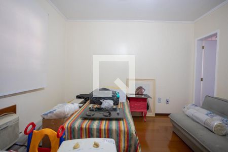 Casa à venda com 252m², 4 quartos e 2 vagasQuarto 4