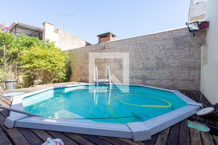 Casa à venda com 252m², 4 quartos e 2 vagasPiscina