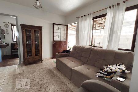 Sala de casa à venda com 6 quartos, 250m² em Campina, São Leopoldo