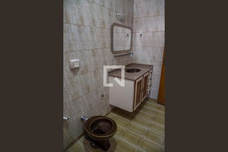 Casa para alugar com 220m², 3 quartos e 2 vagasBanheiro da suíte 1