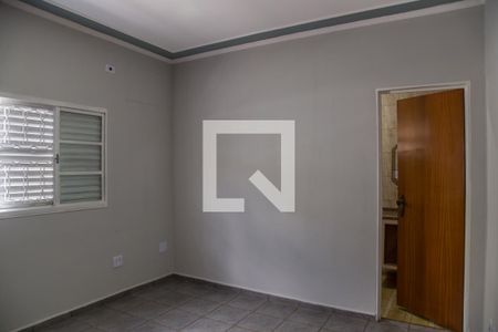 Casa para alugar com 220m², 3 quartos e 2 vagasSuíte 1