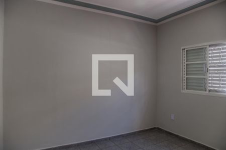 Casa para alugar com 220m², 3 quartos e 2 vagasQuarto