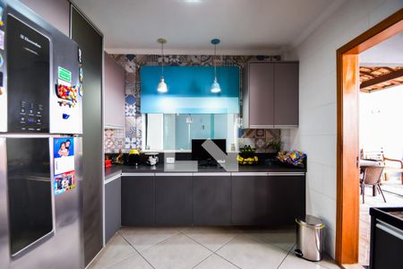 Cozinha de casa de condomínio à venda com 3 quartos, 132m² em Lins de Vasconcelos, Rio de Janeiro