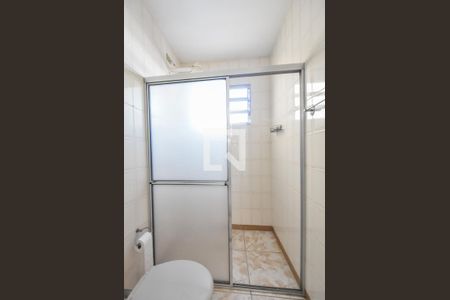 Casa para alugar com 250m², 2 quartos e 2 vagasBanheiro de Serviço