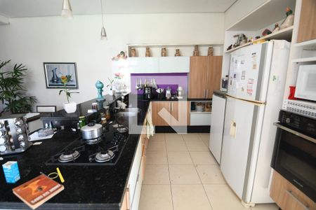 Casa à venda com 250m², 3 quartos e 4 vagasCozinha