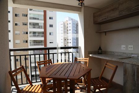 Varanda da Sala  de apartamento para alugar com 2 quartos, 55m² em Vila Andrade, São Paulo
