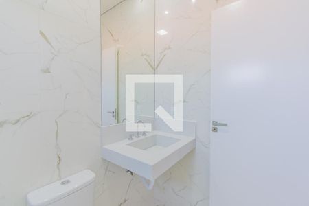 Casa de condomínio à venda com 205m², 3 quartos e 4 vagasBanheiro da Suíte 2