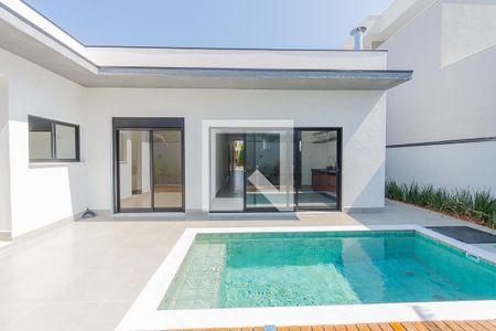 Casa de condomínio à venda com 205m², 3 quartos e 4 vagasPiscina