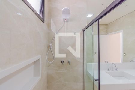 Casa de condomínio à venda com 205m², 3 quartos e 4 vagasBanheiro da Suíte 3