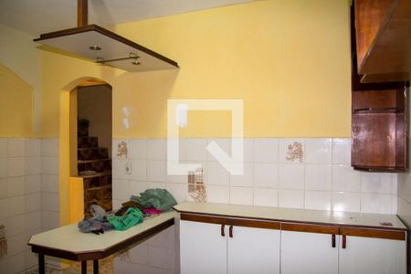 Casa para alugar com 200m², 3 quartos e 2 vagasCozinha
