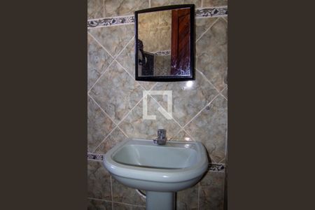 Casa para alugar com 200m², 3 quartos e 2 vagasBanheiro 1