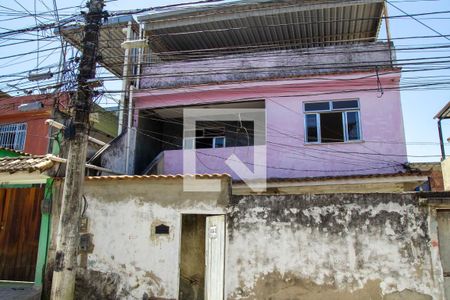 Casa para alugar com 200m², 3 quartos e 2 vagasFachada