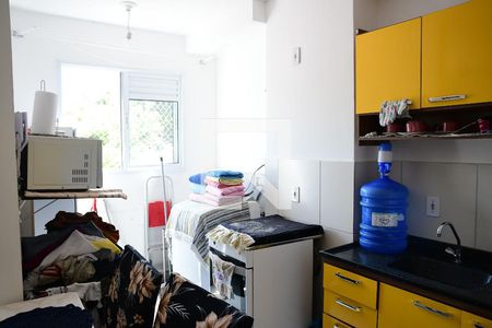 Apartamento para alugar com 46m², 2 quartos e 1 vaga Apartamento para alugar com 46m², 2 quartos e 1 vagaCozinha e Área de Serviço