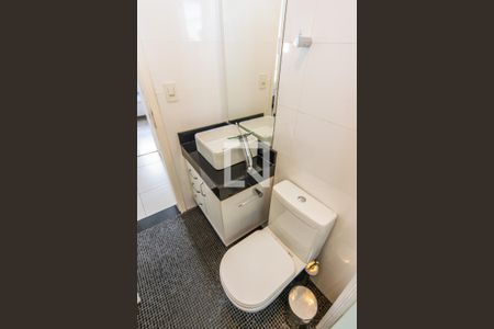 Apartamento para alugar com 70m², 3 quartos e 2 vagas Apartamento para alugar com 70m², 3 quartos e 2 vagasBanheiro