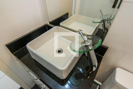 Apartamento para alugar com 70m², 3 quartos e 2 vagas Apartamento para alugar com 70m², 3 quartos e 2 vagasBanheiro