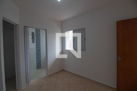 Sala/Quarto de casa para alugar com 1 quarto, 25m² em Jardim Monte Azul, São Paulo