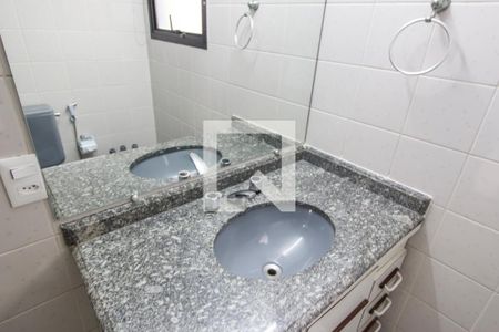 Apartamento à venda com 100m², 3 quartos e 1 vagaBanheiro da Suíte 