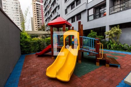 Apartamento à venda com 100m², 3 quartos e 1 vagaÁrea Comum - Playground