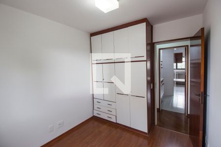 Apartamento à venda com 100m², 3 quartos e 1 vagaQuarto 2