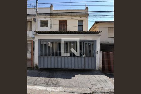 Casa à venda com 250m², 4 quartos e 2 vagasFachada