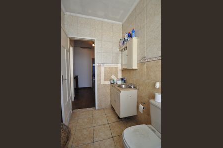 Casa à venda com 250m², 4 quartos e 2 vagasBanheiro 2