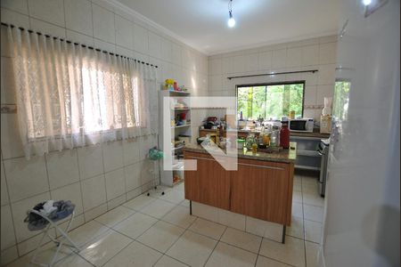 Casa à venda com 250m², 4 quartos e 2 vagasCozinha