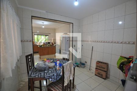 Casa à venda com 250m², 4 quartos e 2 vagasCozinha
