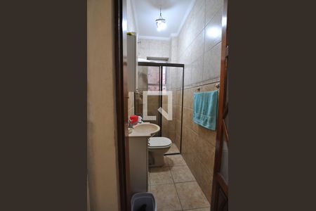 Casa à venda com 250m², 4 quartos e 2 vagasBanheiro 1