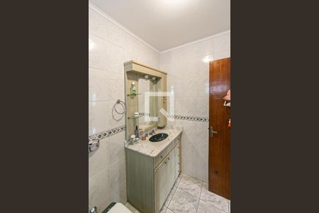 Casa à venda com 239m², 3 quartos e 2 vagasBanheiro Social