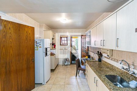 Casa à venda com 239m², 3 quartos e 2 vagasCozinha