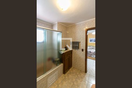 Casa à venda com 239m², 3 quartos e 2 vagasBanheiro da Suíte