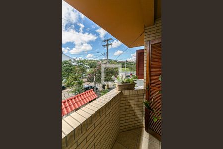 Casa à venda com 239m², 3 quartos e 2 vagasvaranda